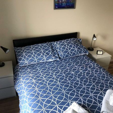 Claire'S Airbnb 2 Белфаст Экстерьер фото