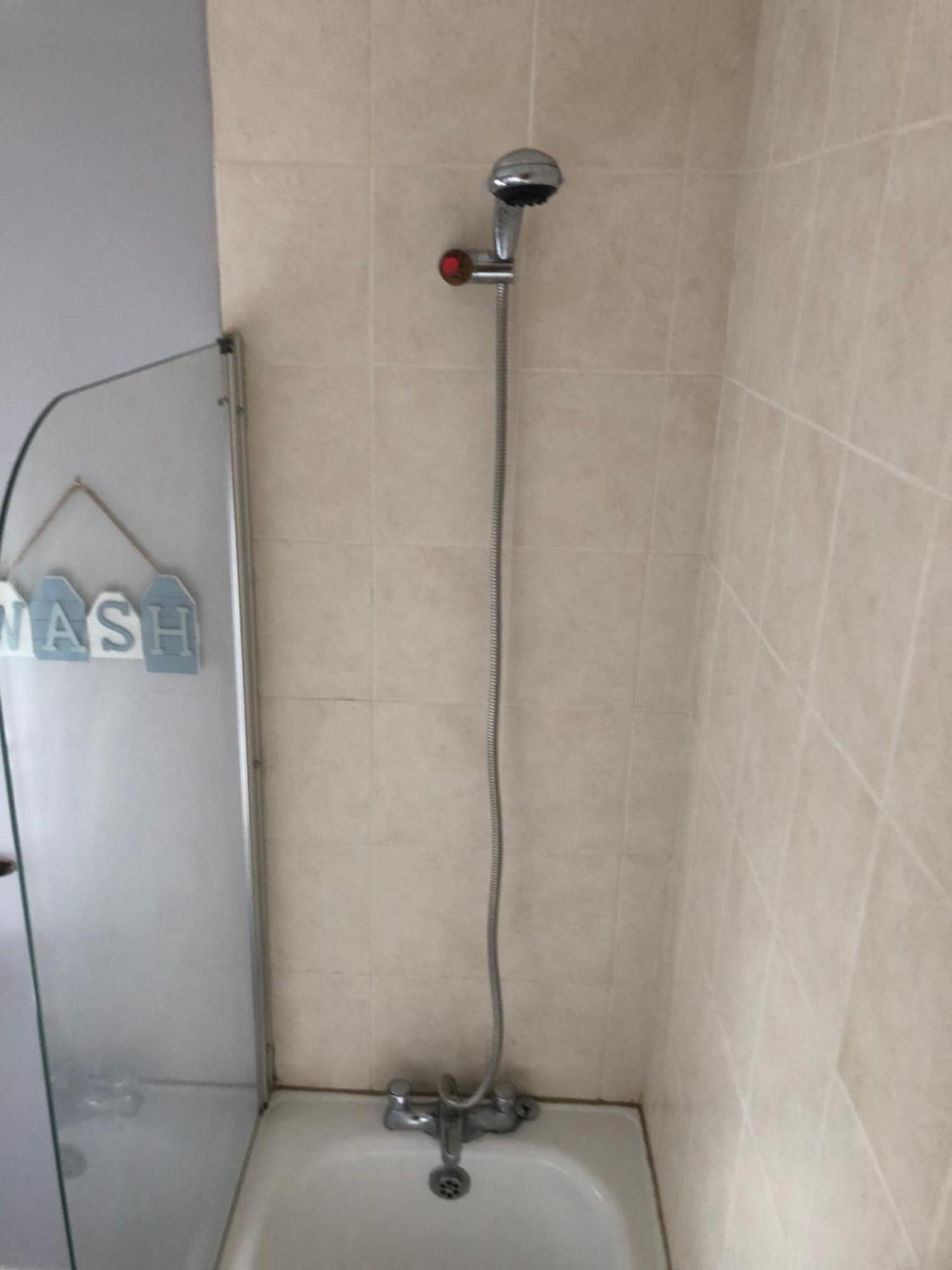 Claire'S Airbnb 2 Белфаст Экстерьер фото