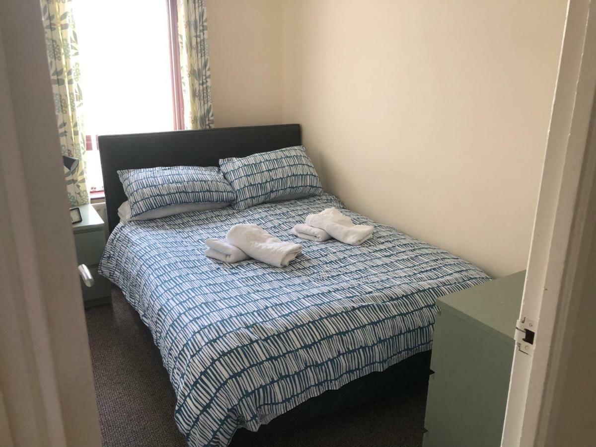 Claire'S Airbnb 2 Белфаст Экстерьер фото